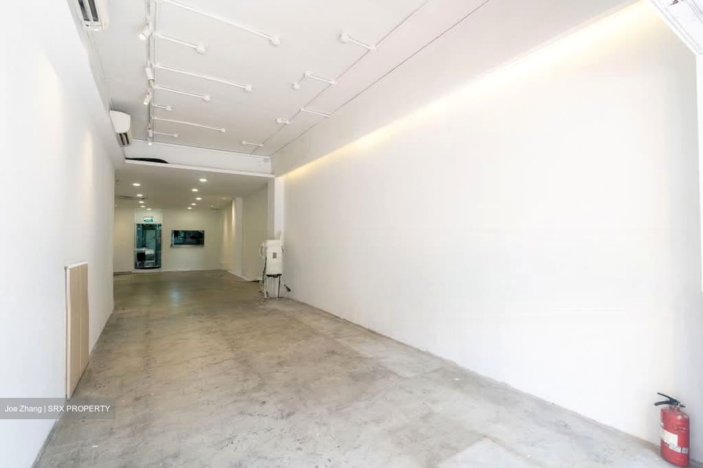 Nam Peng Building (D7), Shop House #584313431